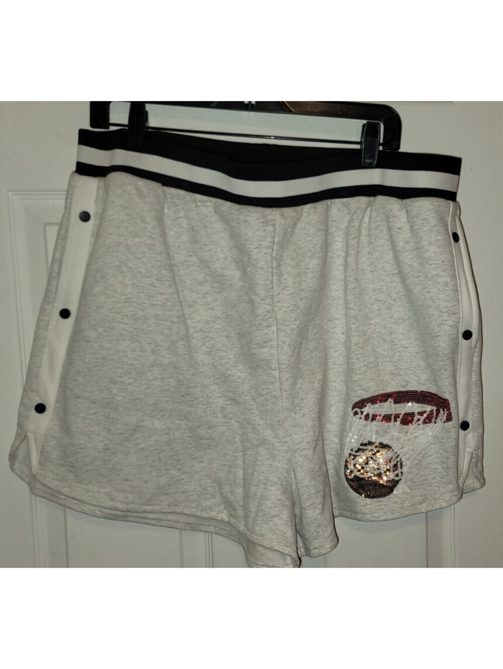 QUEEN OF SPARKLES - GREY SWISH SEQUINS BASKETBALL SHORT - XXL - NEW